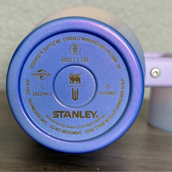 Target x Stanley x Wicked FlowState Quencher Tumbler 40oz Glinda For Good NWOT - Picture 10 of 11